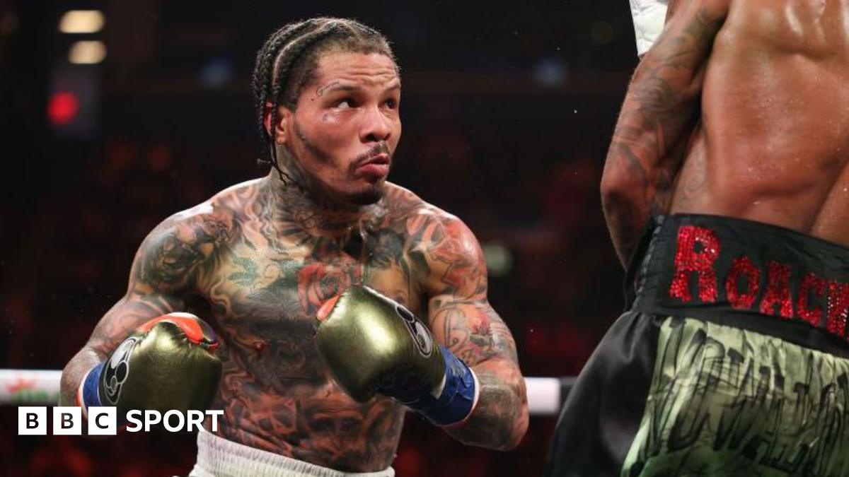World champion Davis arrested on domestic violence charges