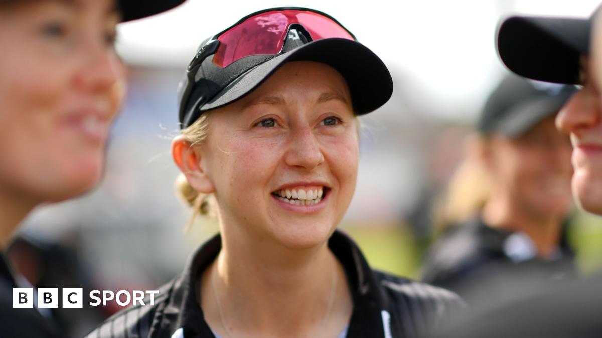 Ex-England and Somerset batter Wilson retires