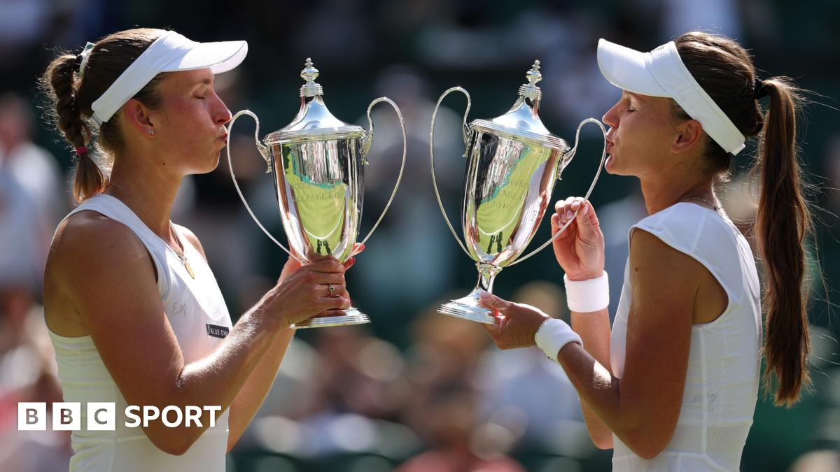 Mertens & Kudermetova win first major  together at SW19