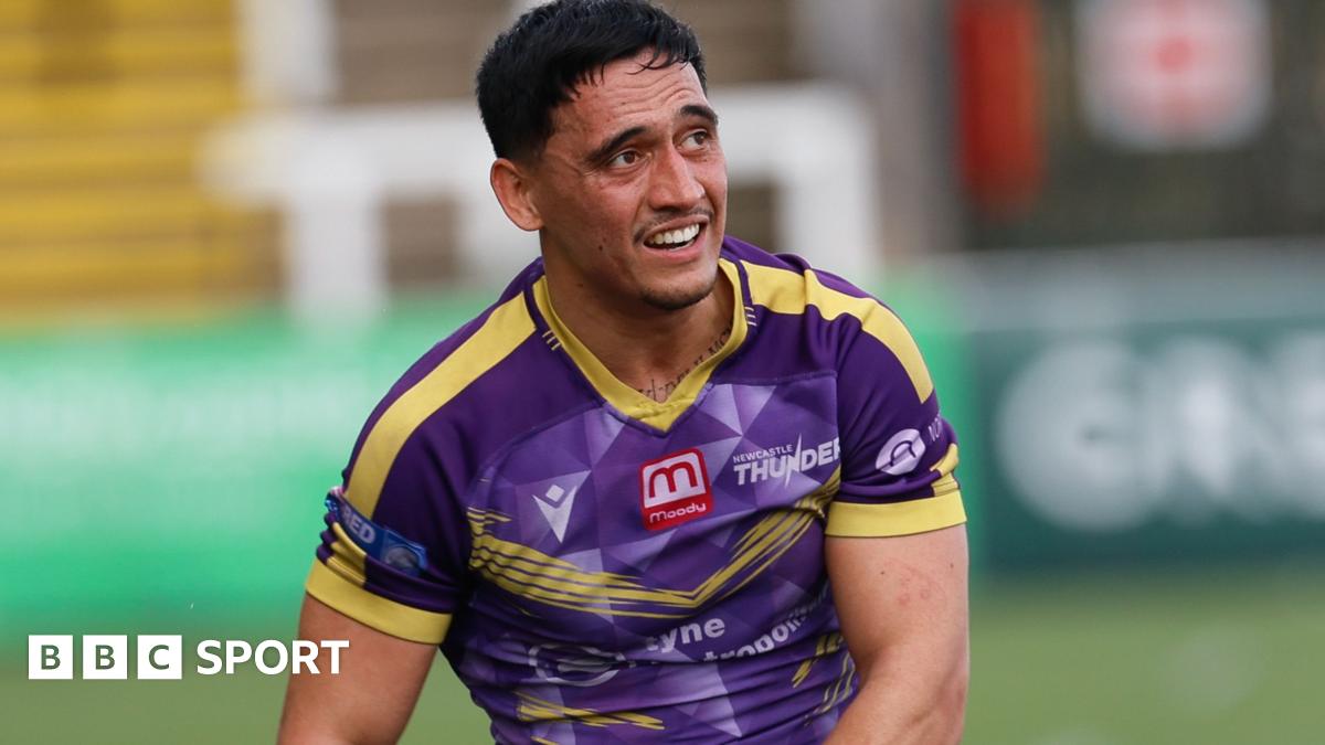 Will Roberts & Nikau Williams: Super League newcomers York Knights sign pair