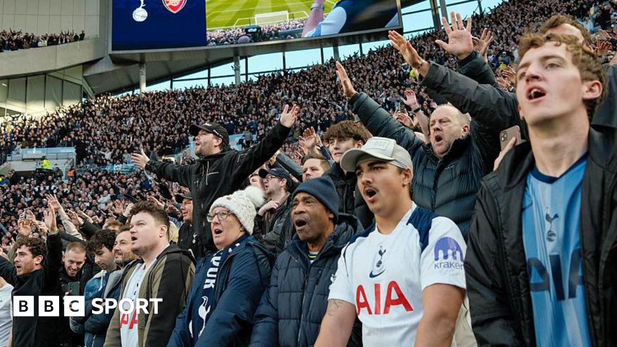Tottenham news: Spurs season ticket renewal period extended - BBC