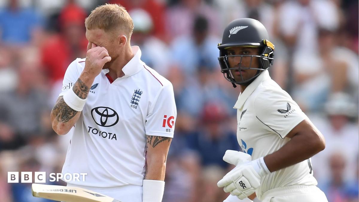 Daryl Mitchell steadies New Zealand as England hunt wickets