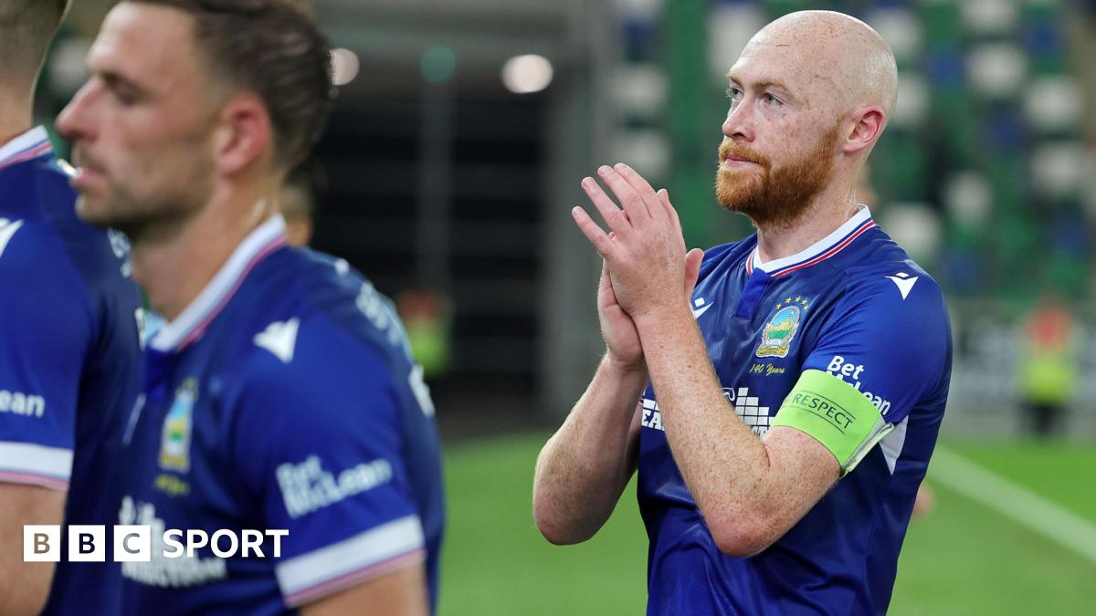 Linfield's Shelbourne rematch 'silly' - Shields