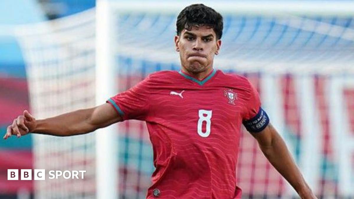 Mateus Fernandes transfer news: Formal bid should make future clearer soon - BBC