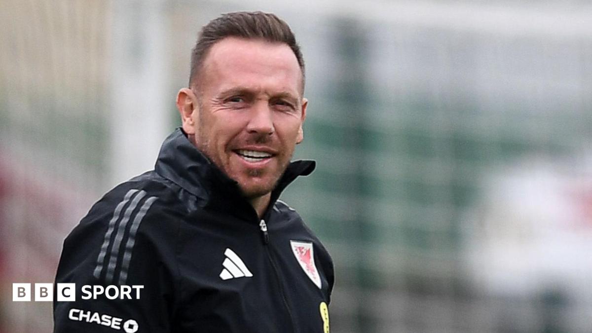 Craig Bellamy: Ex-team-mate Chris Gunter&rsquo;s gratitude to &lsquo;exciting young coach&rsquo;
