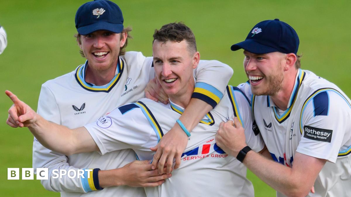 https://ichef.bbci.co.uk/ace/branded_sport/1200/cpsprodpb/ef6f/live/7426d990-5215-11f1-a5ee-af750a14c013.jpg