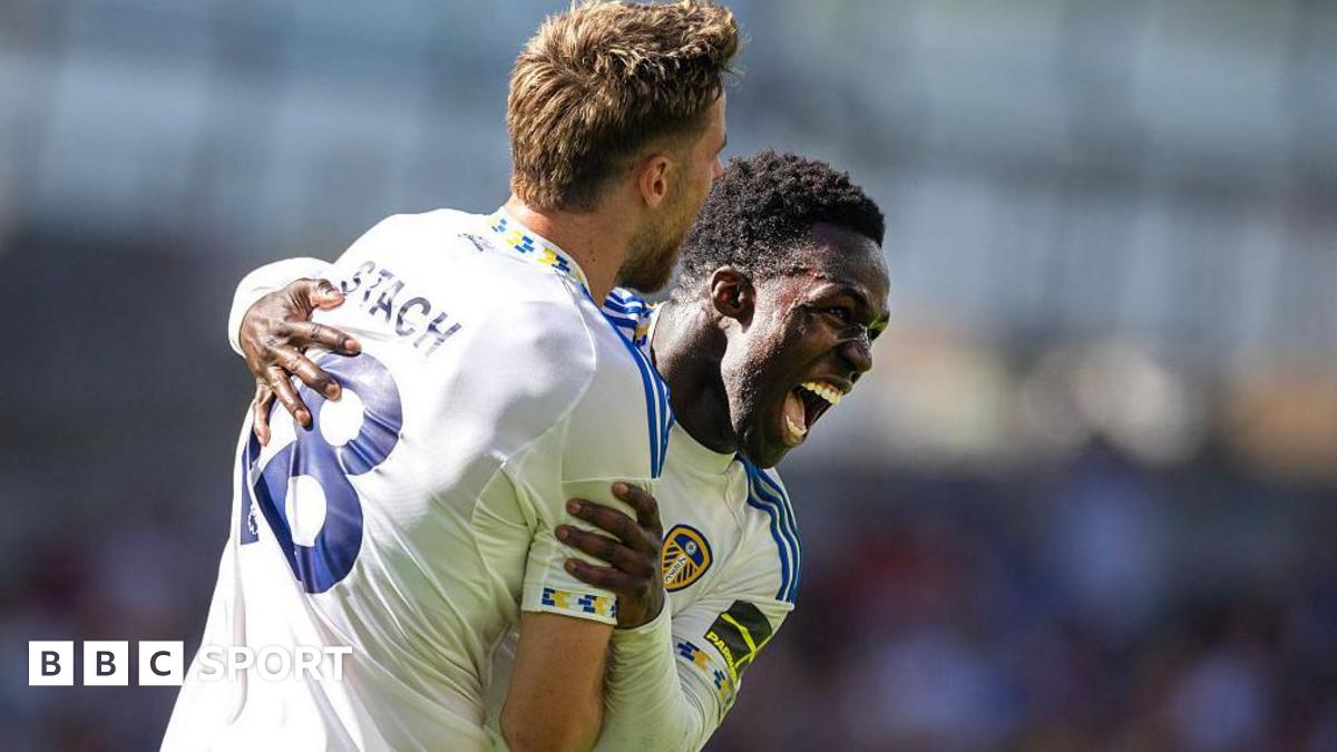 Leeds United Host AC Milan in Packed Dublin Friendly