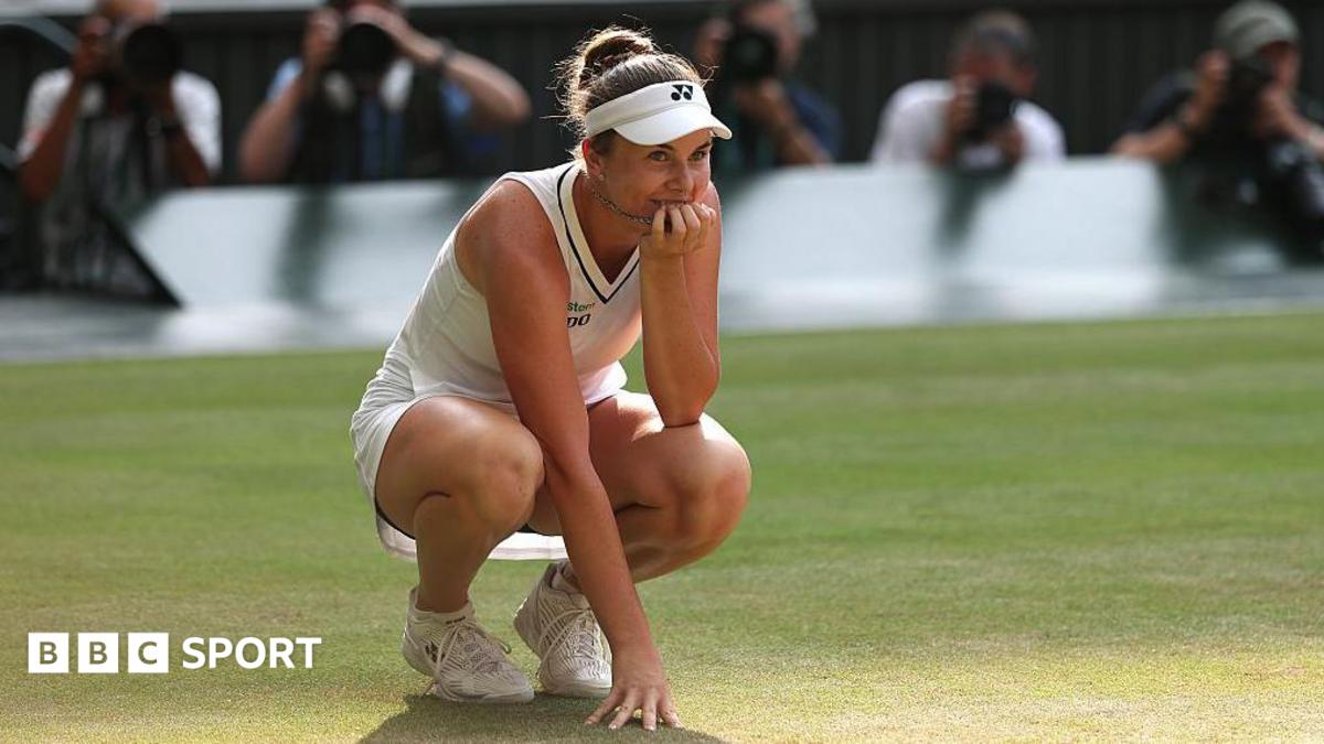 Watch Wimbledon semi-finals: Noskova leads but Kostyuk breaks back in second set