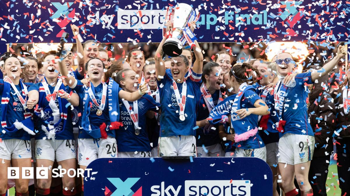 Rangers hit five past Hibs to retain SWPL Cup