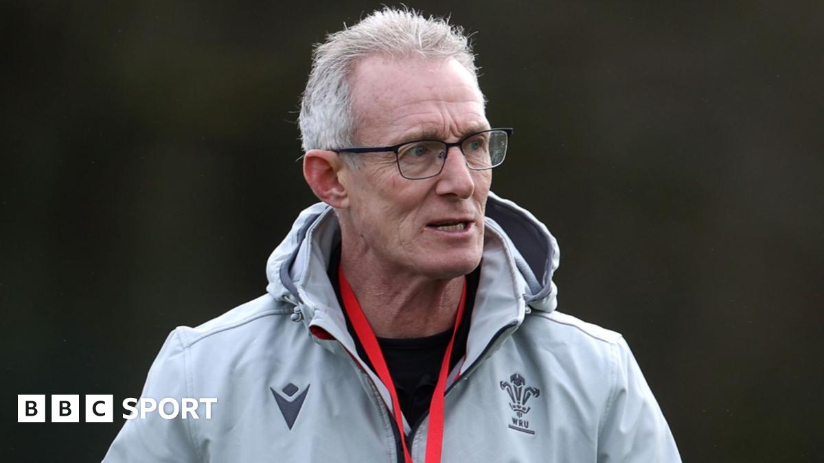 Howley leaves Wales role as Sherratt recalls trio