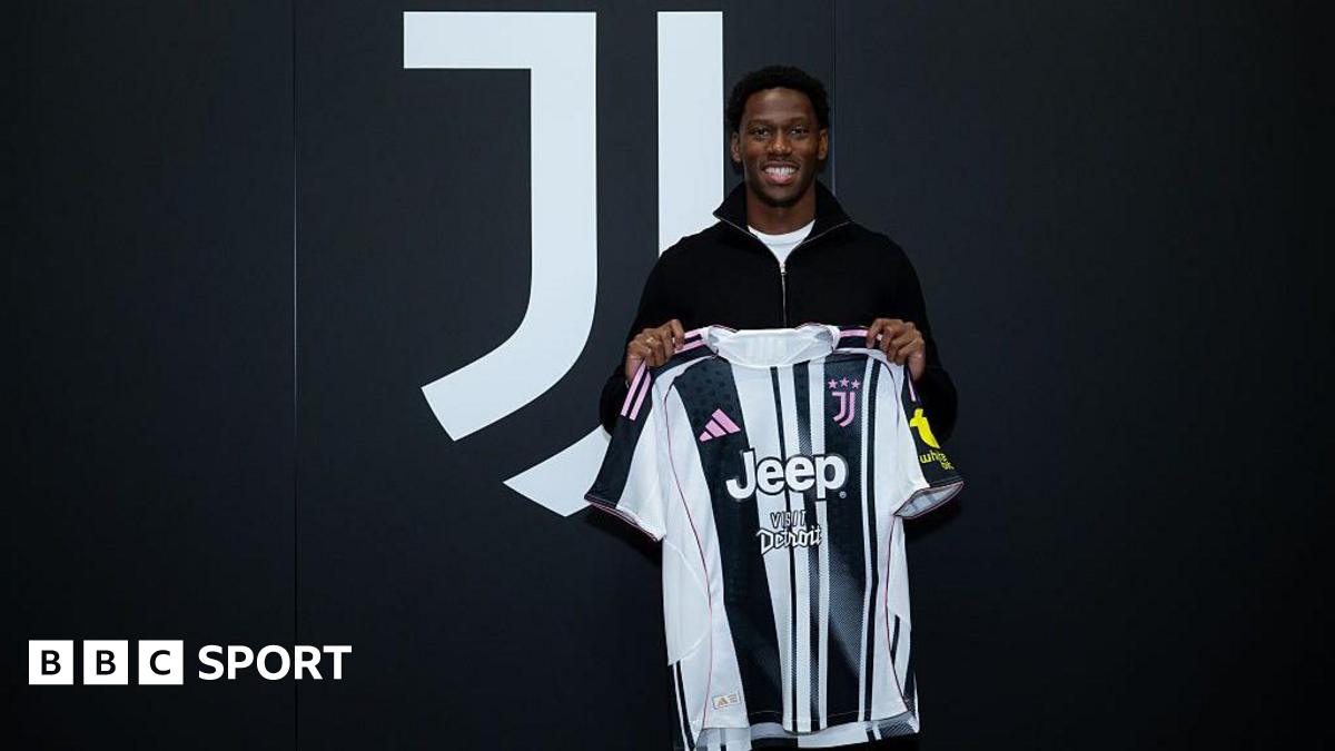 Juventus sign Canada striker David