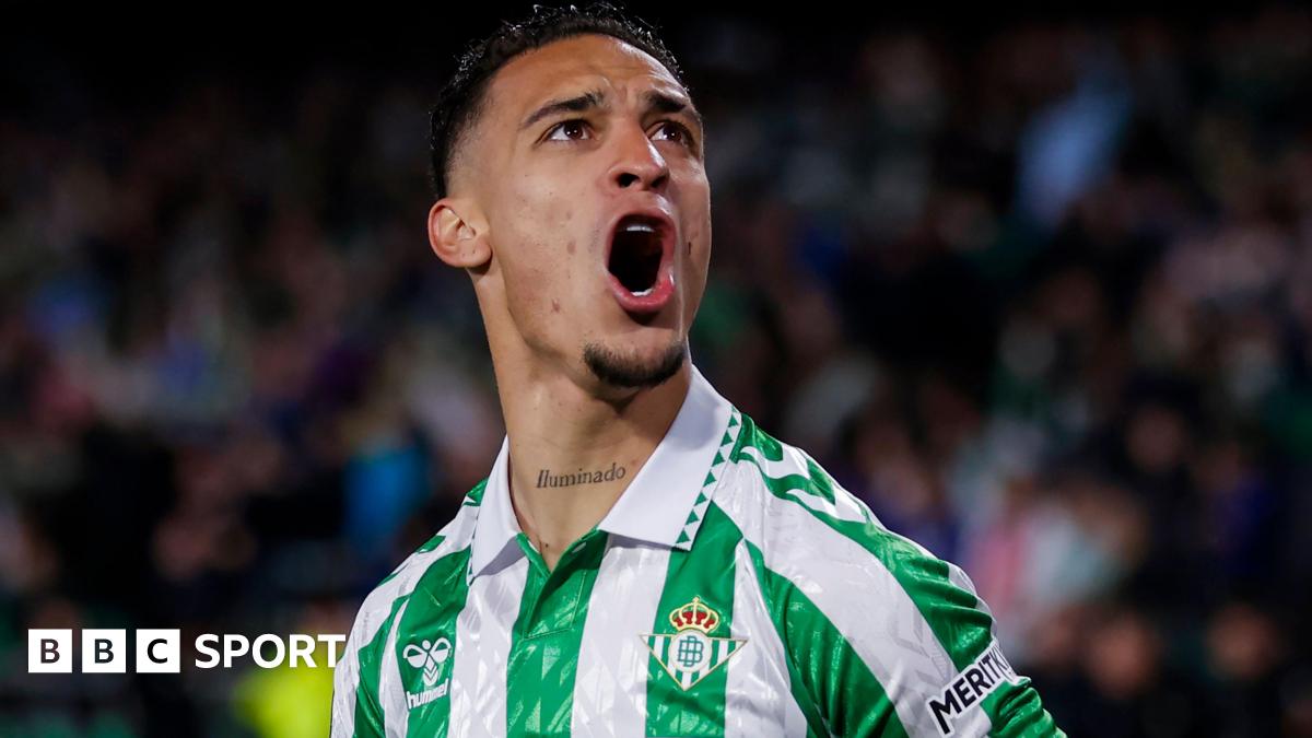 Man Utd winger Antony set for Betis return
