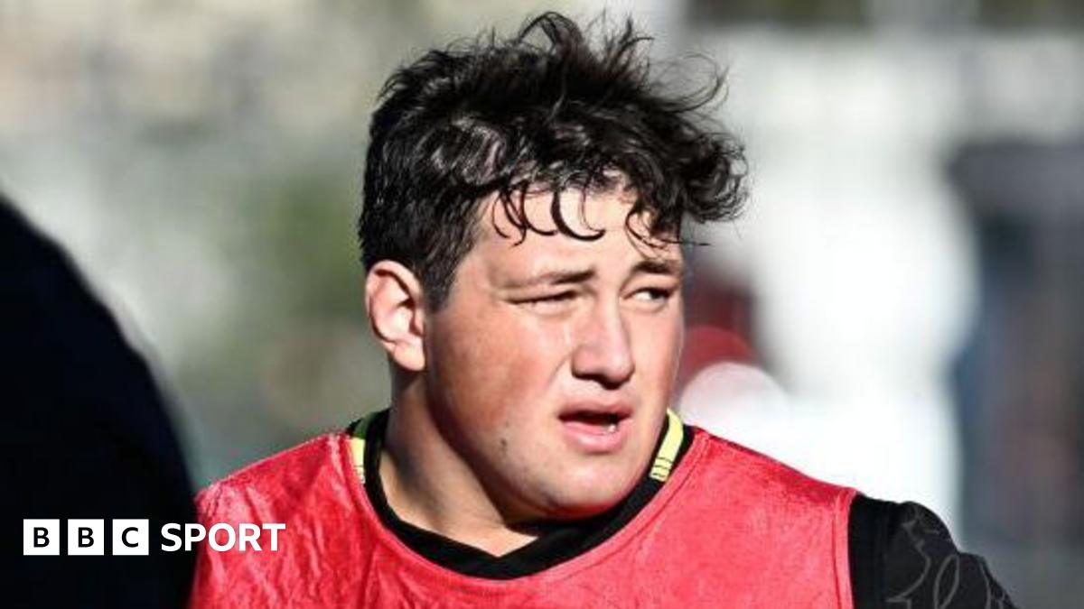 Exeter Chiefs announce signing of prop Tchumbadze