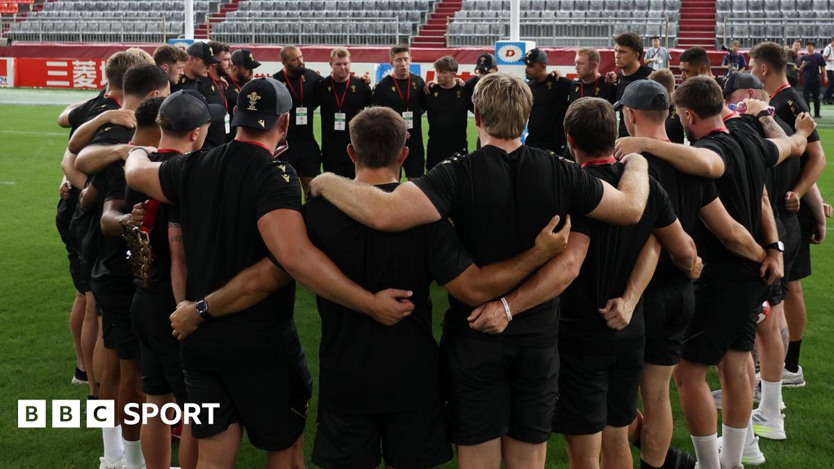 Wales 'desperate' for win to avoid history tag