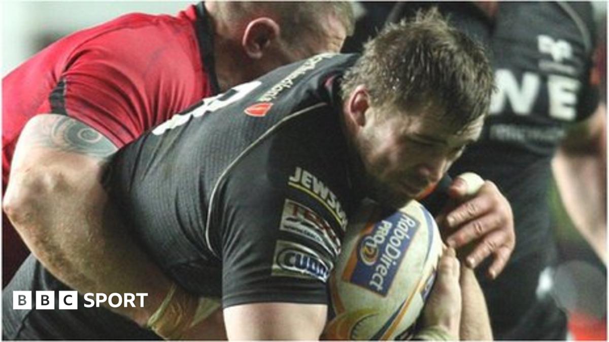Morgan Allen and Dmitri Arhip sign new Ospreys contracts - BBC Sport