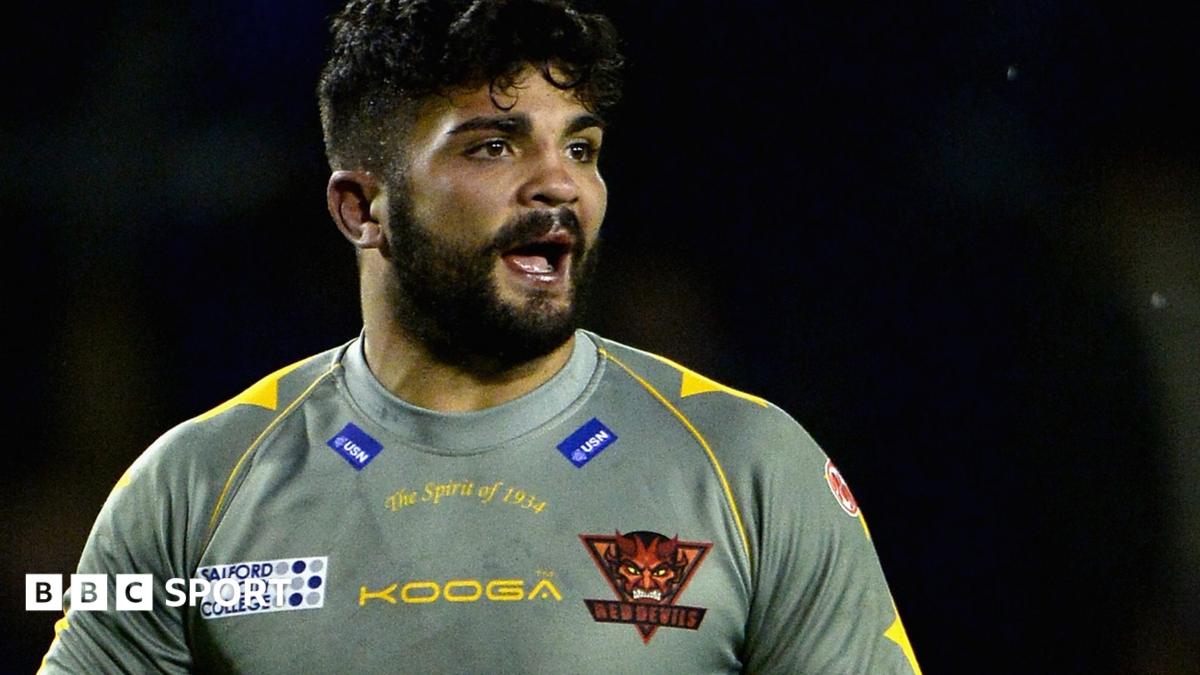 Jason Walton & Niall Evalds sign Salford Red Devils deals - BBC Sport