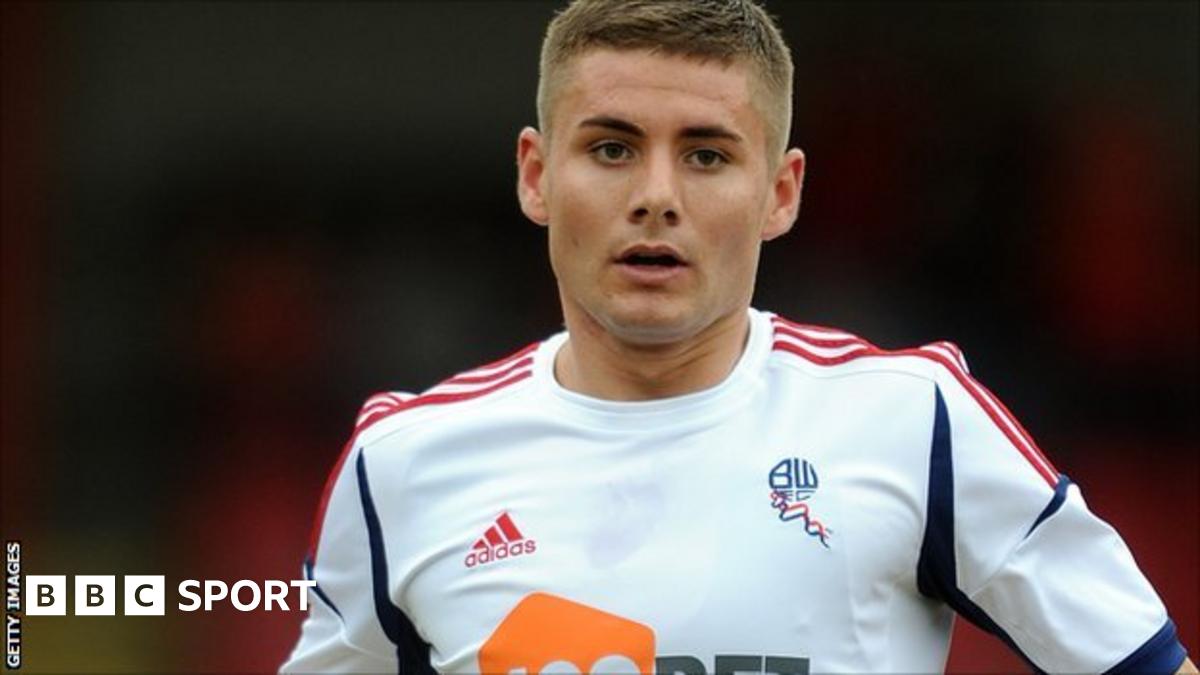 Joe Riley: Oxford sign Bolton defender on loan - BBC Sport