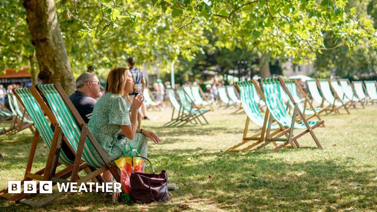 UK weather: Hotter than normal summer more likely says Met Office