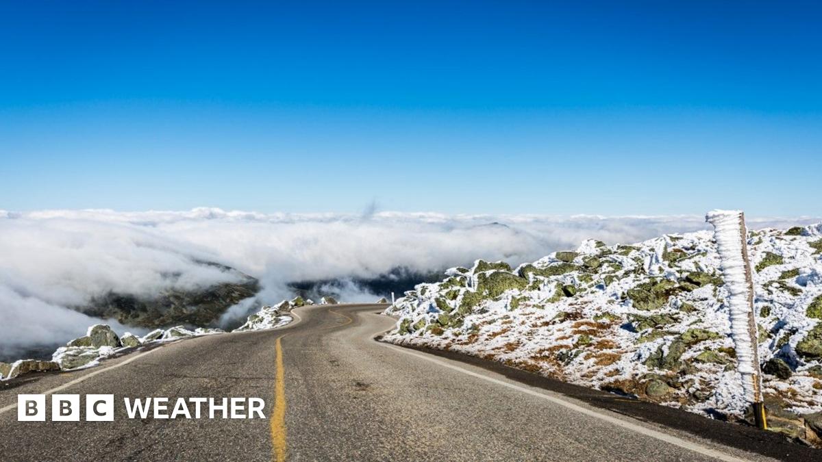 Timelapse video captures clouds pouring over Mount Washington in New Hampshire