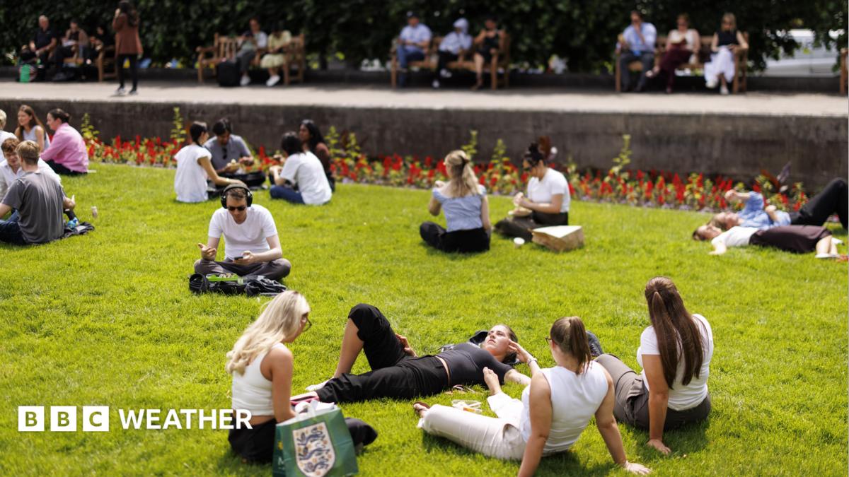 Amber heat health alerts in place as temperatures set to soar above 30C