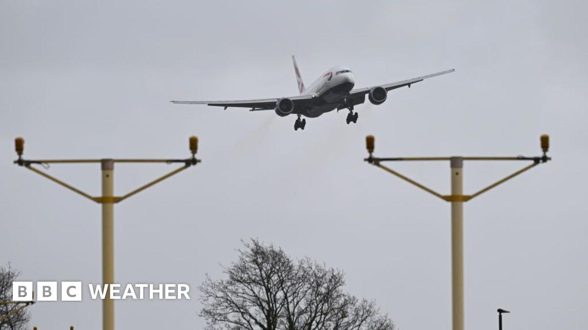 How safe is it to fly in bad weather?