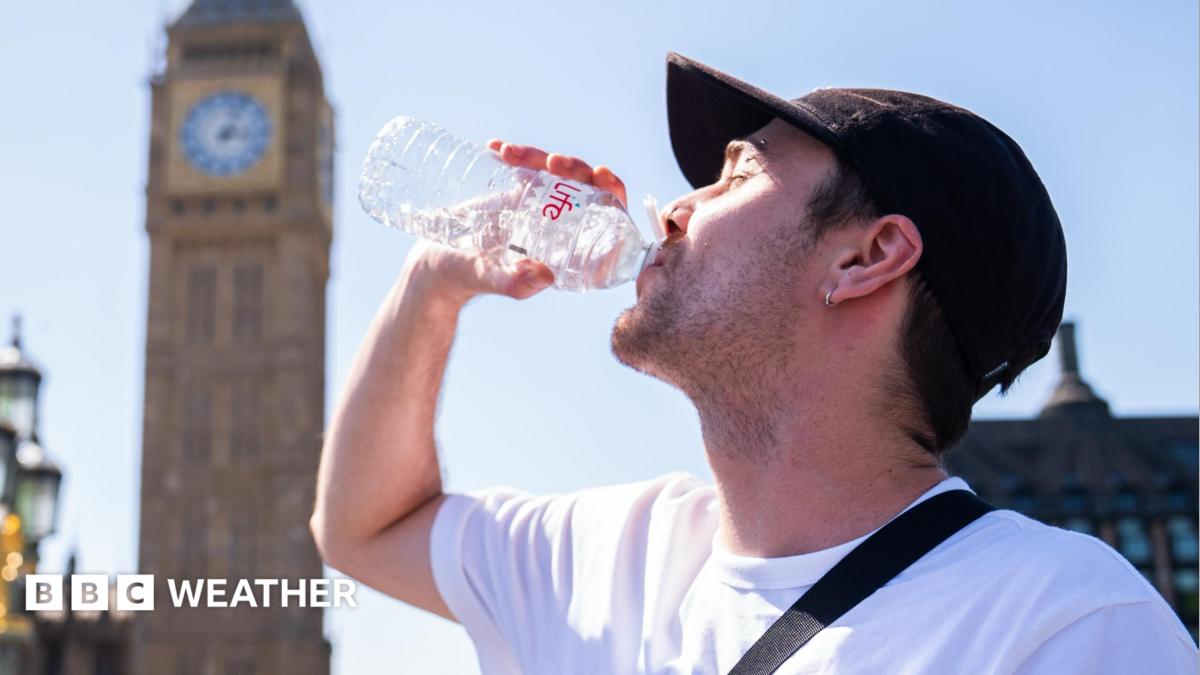 Amber Extreme Heat warning issued by Met Office as 35C heatwave approaches