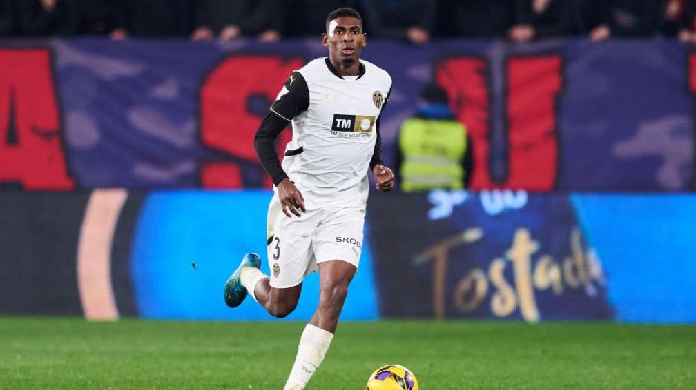 Valencia defender Cristhian Mosquera