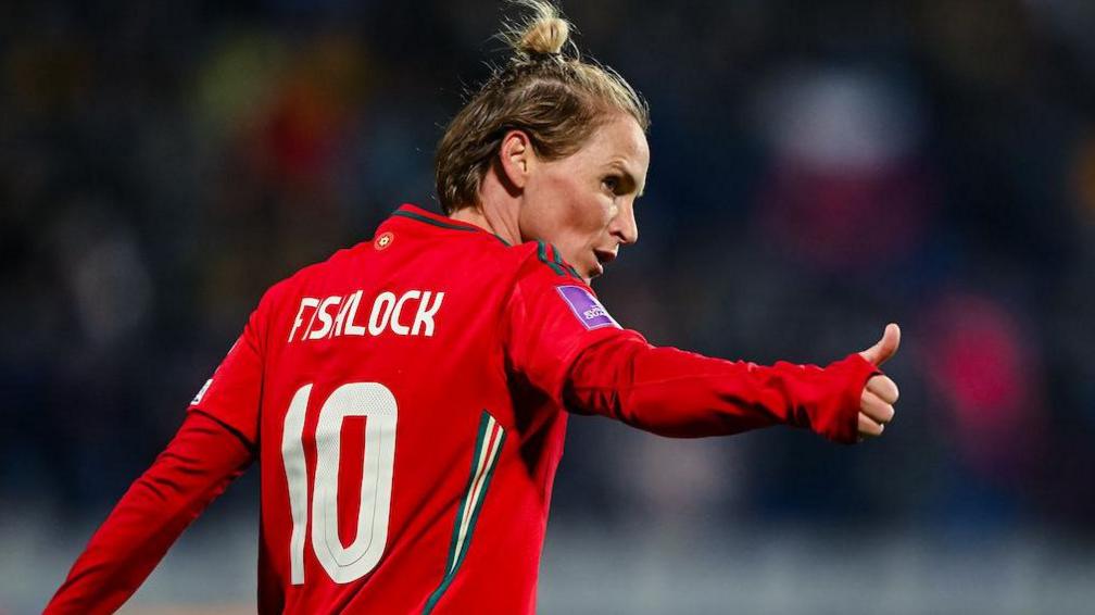 Jess Fishlock in action in Slovakia last Friday