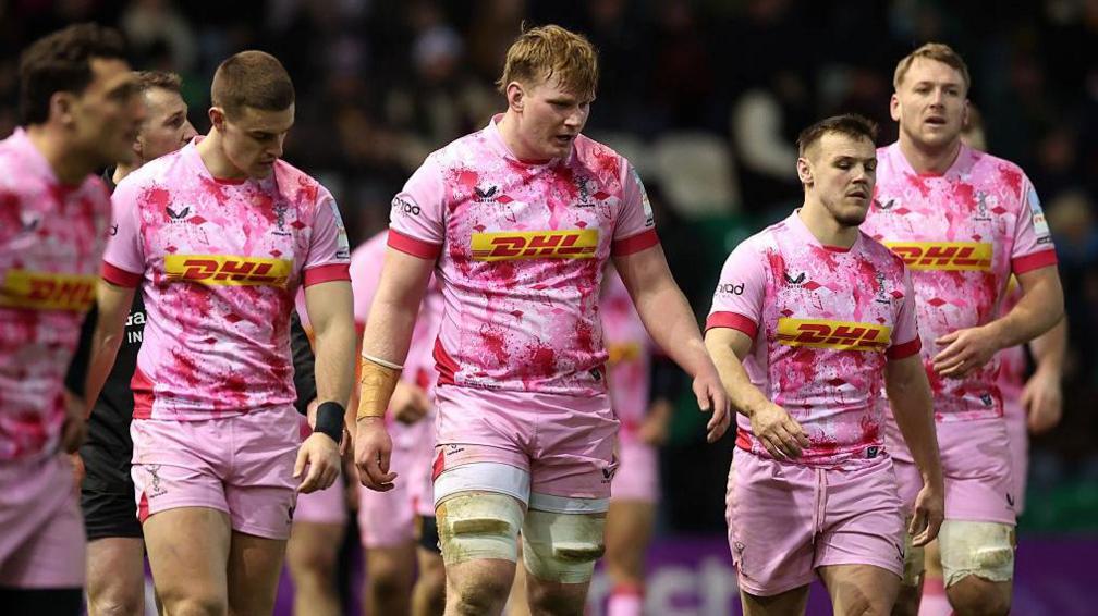 Harlequins players walking