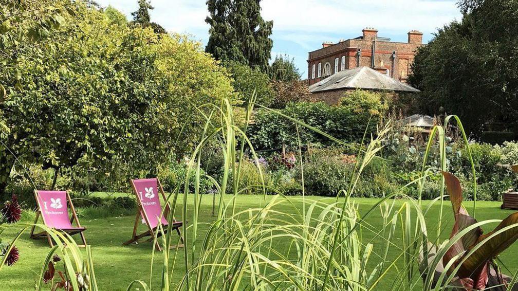 Peckover House garden