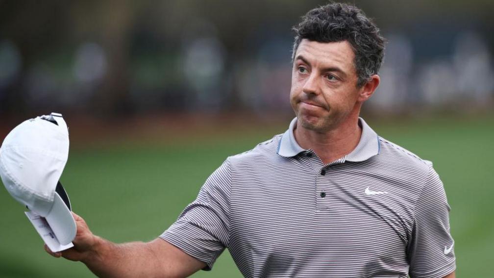 Rory McIlroy acknowledges the crowd at Sawgrass