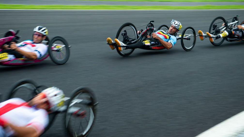 Handcyclists compete at the Tokyo Paralympics