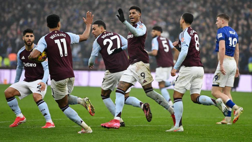 Ollie Watkins celebrates with his Aston Villa team-mates after scoring against Ipswich Town in the Premier League