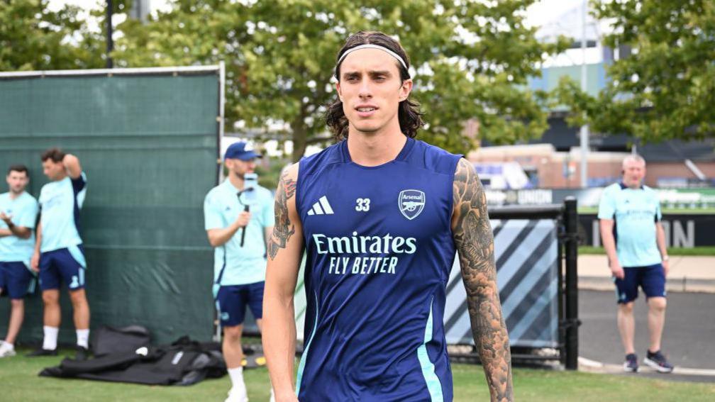 Riccardo Calafiori during training for Arsenal