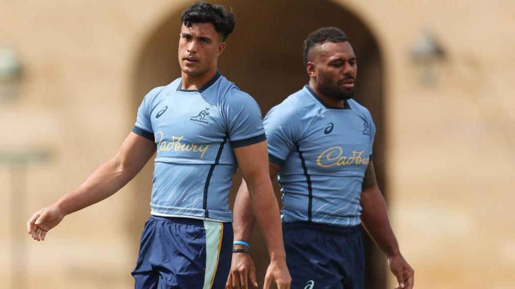 Joseph Suaalii and Samu Kerevi in training kit