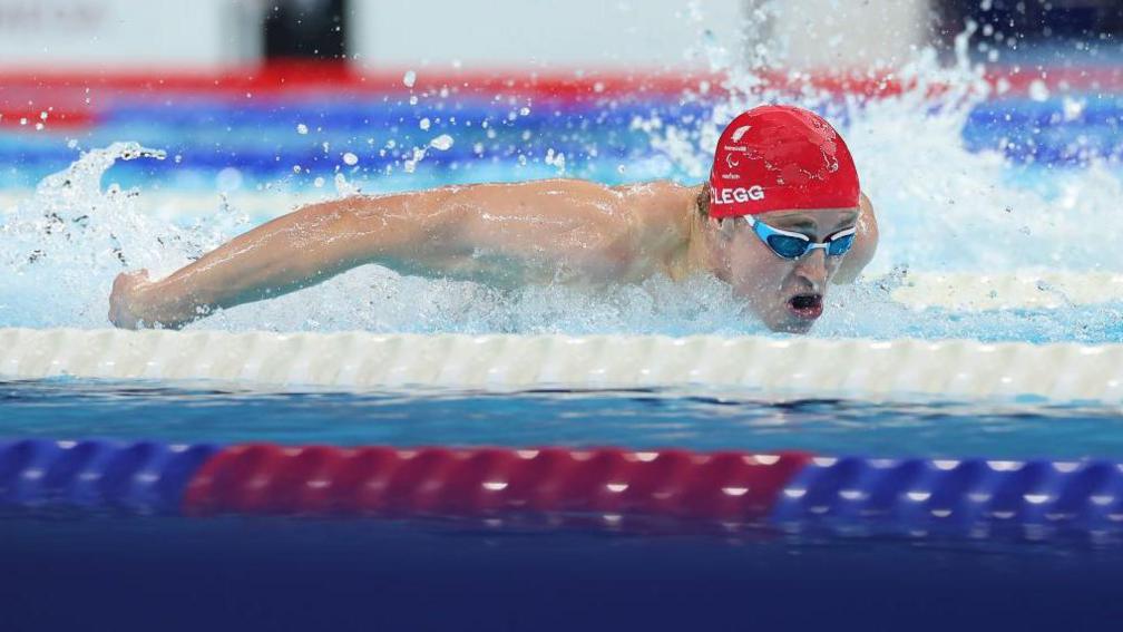 Stephen Clegg in 100m butterfly