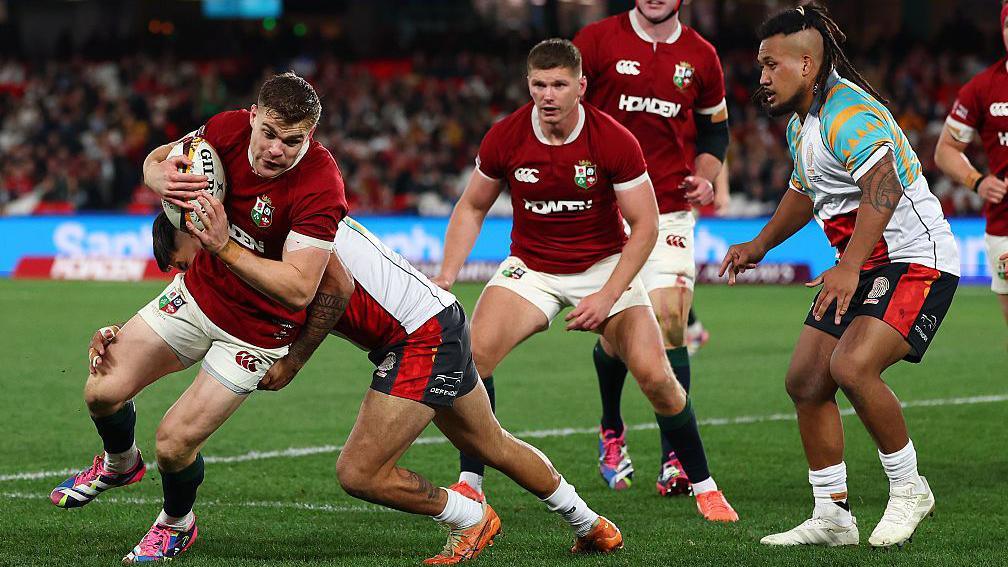 Garry Ringrose carries the ball