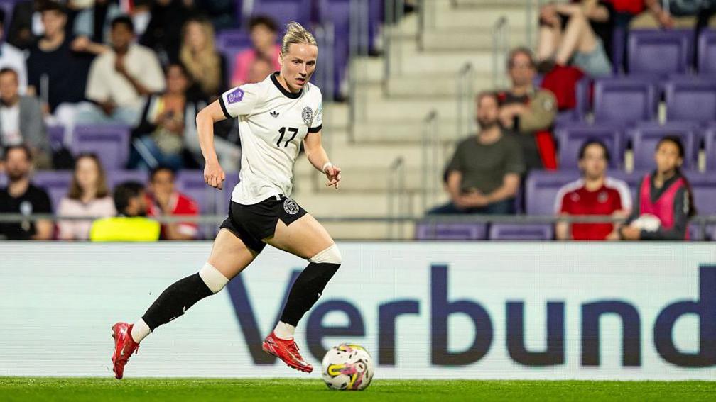 Franziska Kett in action for Germany