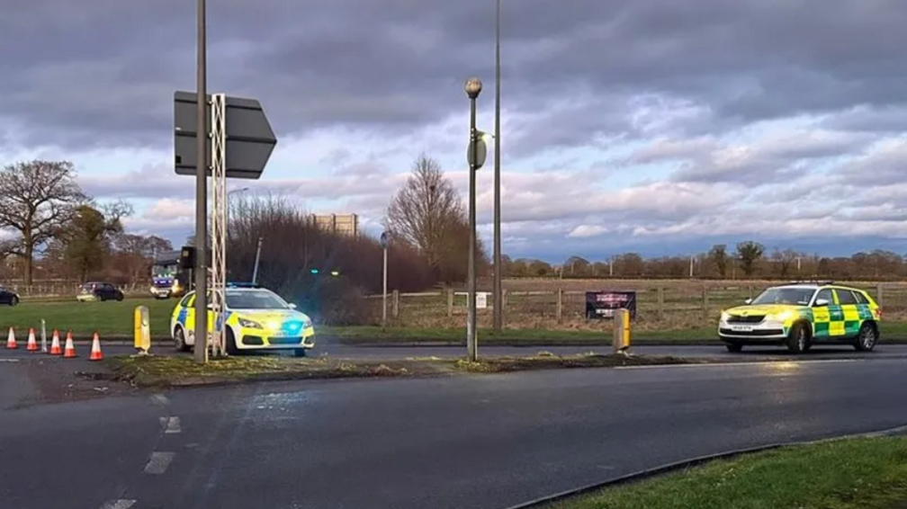 A police car blocking the A51 