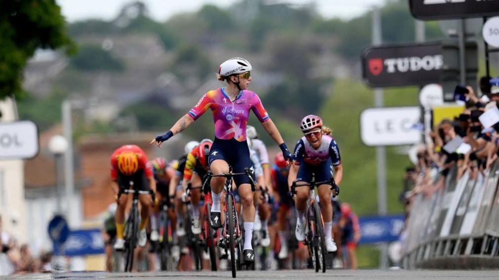 Lorena Wiebes of The Netherlands and Team SD Worx-Protime celebrates at finish line