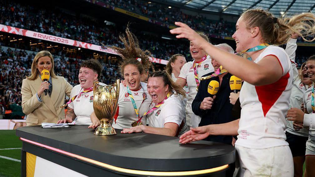 England celebrate Women's Rugby World Cup win