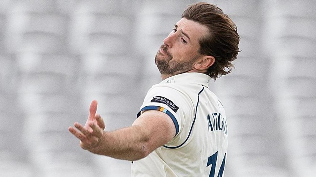 Ben Aitchison bowling