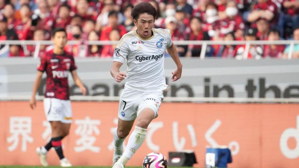 Yu Hirakawa in action