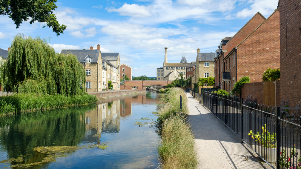 Stroud canal