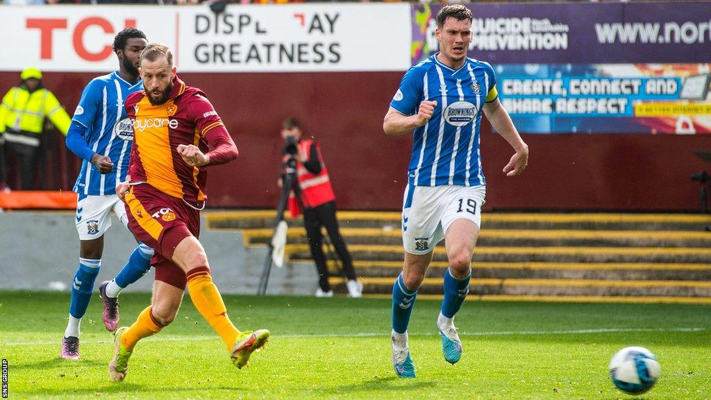 Three of Kevin van Veen's 29 goals last season came against Kilmarnock