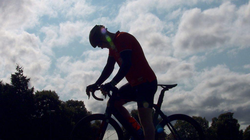 A member of 2018 Invictus Games Team UK on their bike