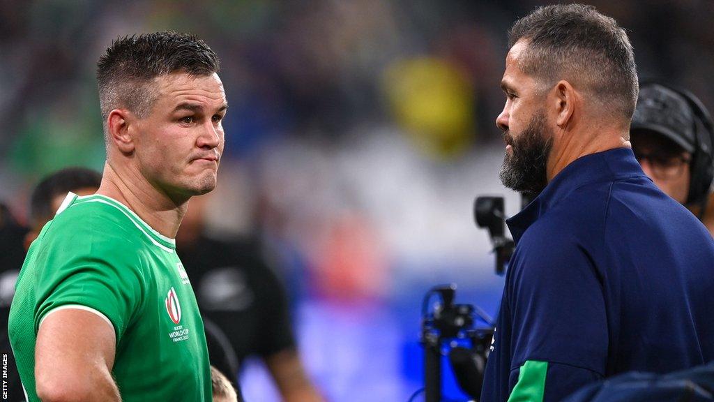 Johnny Sexton speaks to Andy Farrell after the game