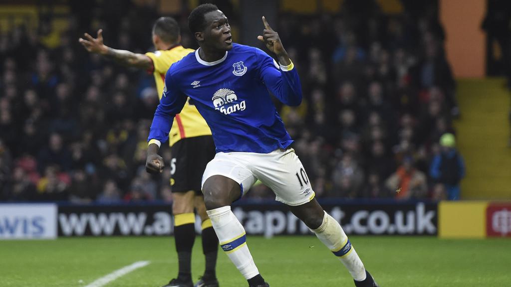 Romelu Lukaku celebrates