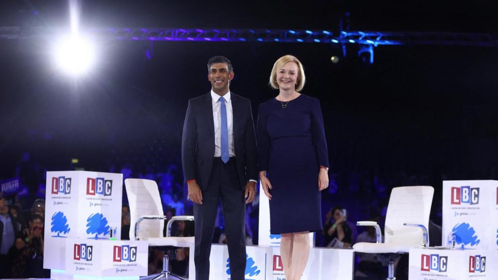 Rishi Sunak and Liz Truss on stage at end of Wembley hustings