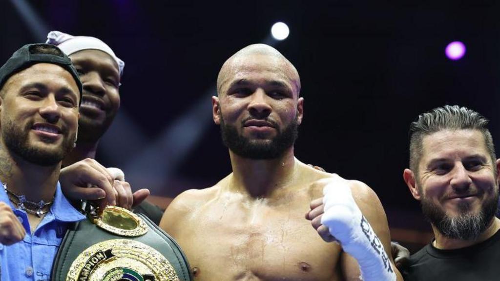 Eubank Jr compensates fighters from cancelled Benn fight